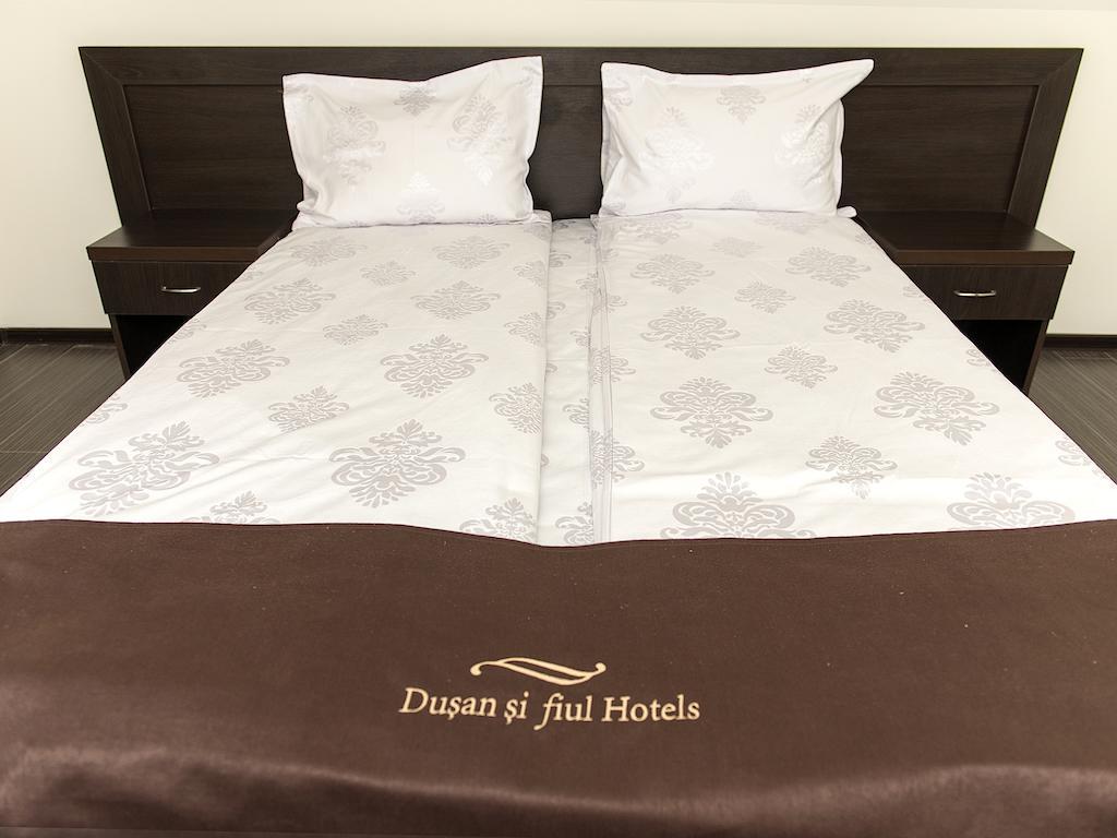 Hotel Dusan Si Fiul Resita Nord Quarto foto